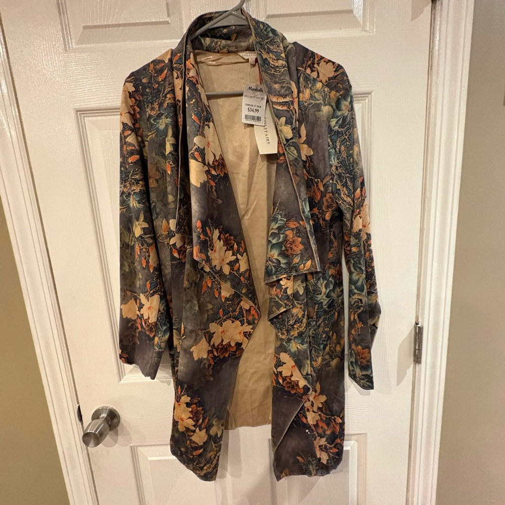 Solitaire Multicolor Floral Jacket